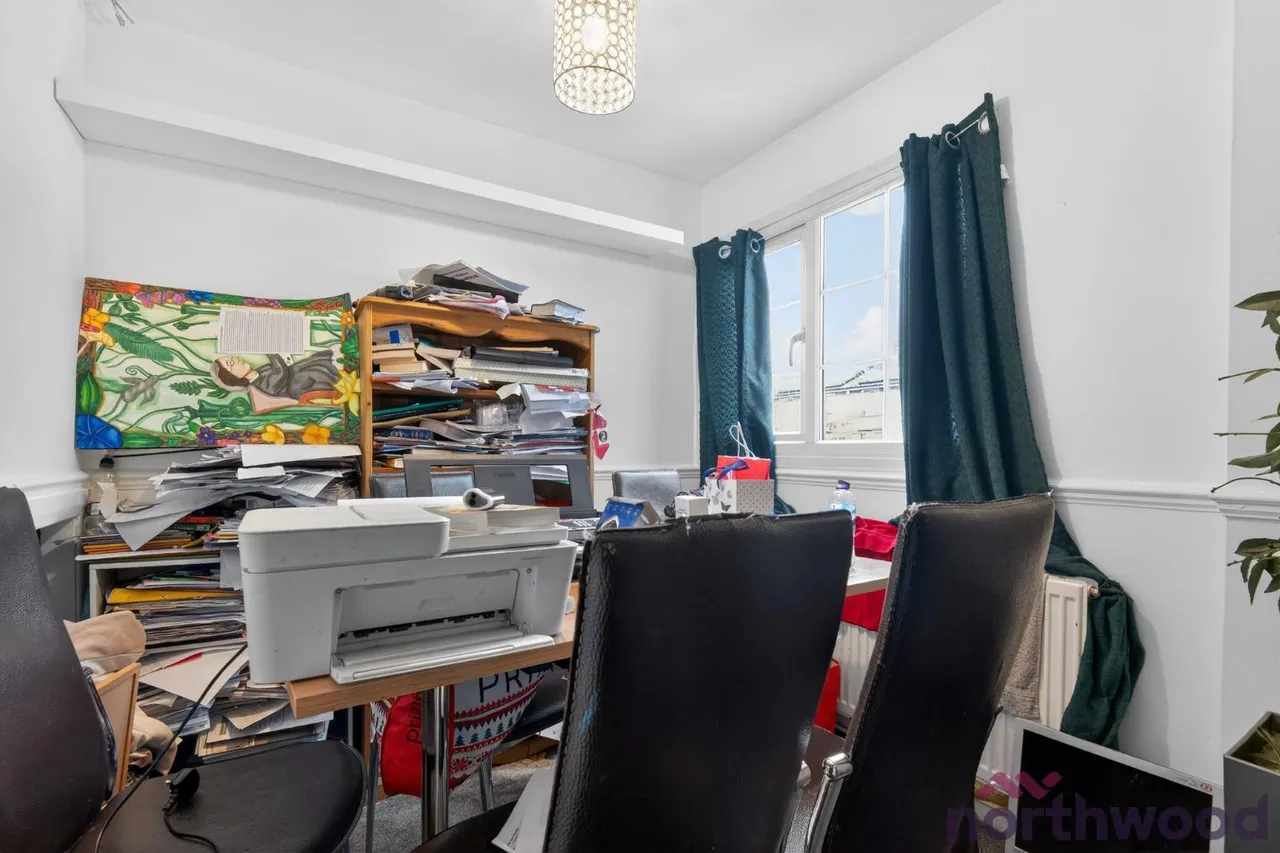 Kenneth Road, Basildon, SS13, photo 17
