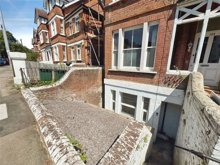 London Road, St. Leonards-on-Sea, TN37, photo 16