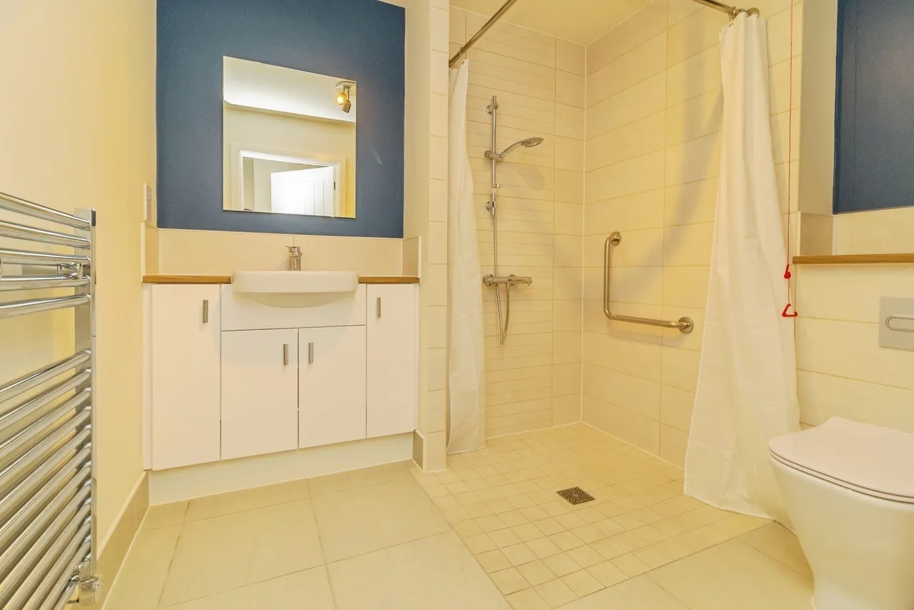 Barnsdale Drive, Westcroft, Milton Keynes, Buckinghamshire, MK4, photo 9
