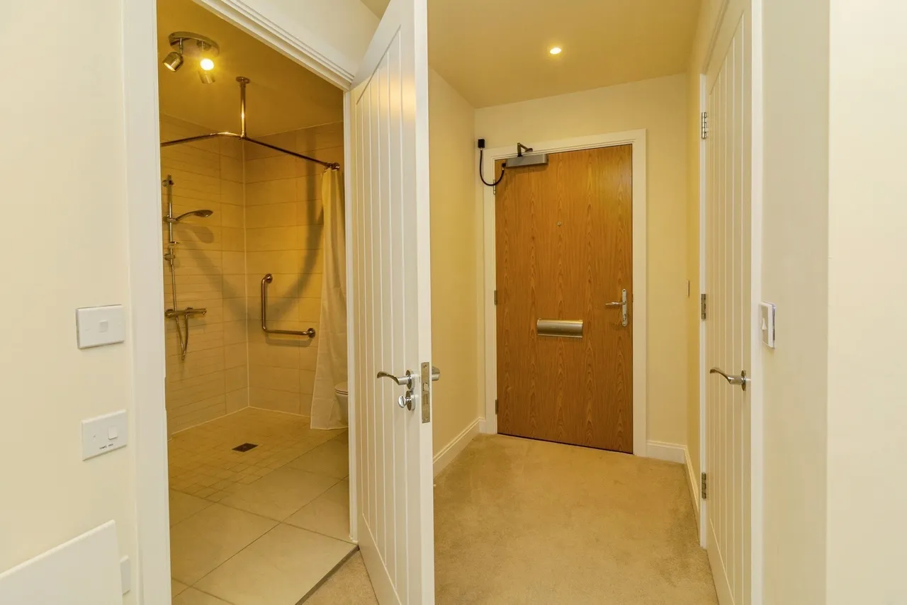 Barnsdale Drive, Westcroft, Milton Keynes, Buckinghamshire, MK4, photo 10