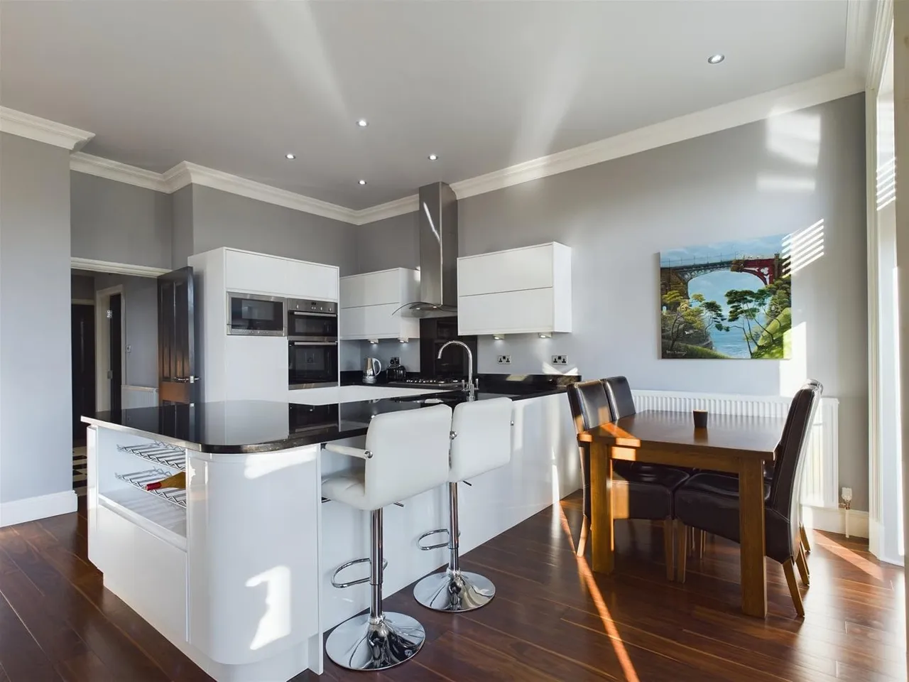 The Crescent, Scarborough YO11 2PW, photo 7