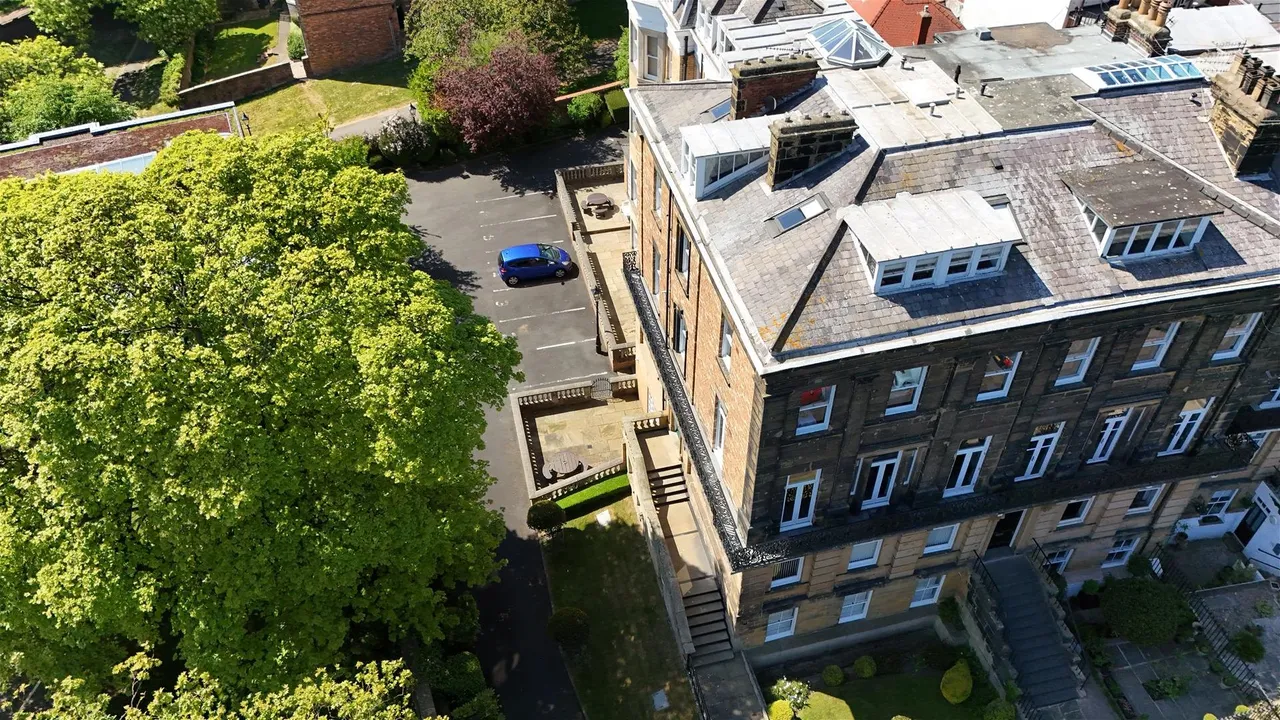 The Crescent, Scarborough YO11 2PW, photo 20