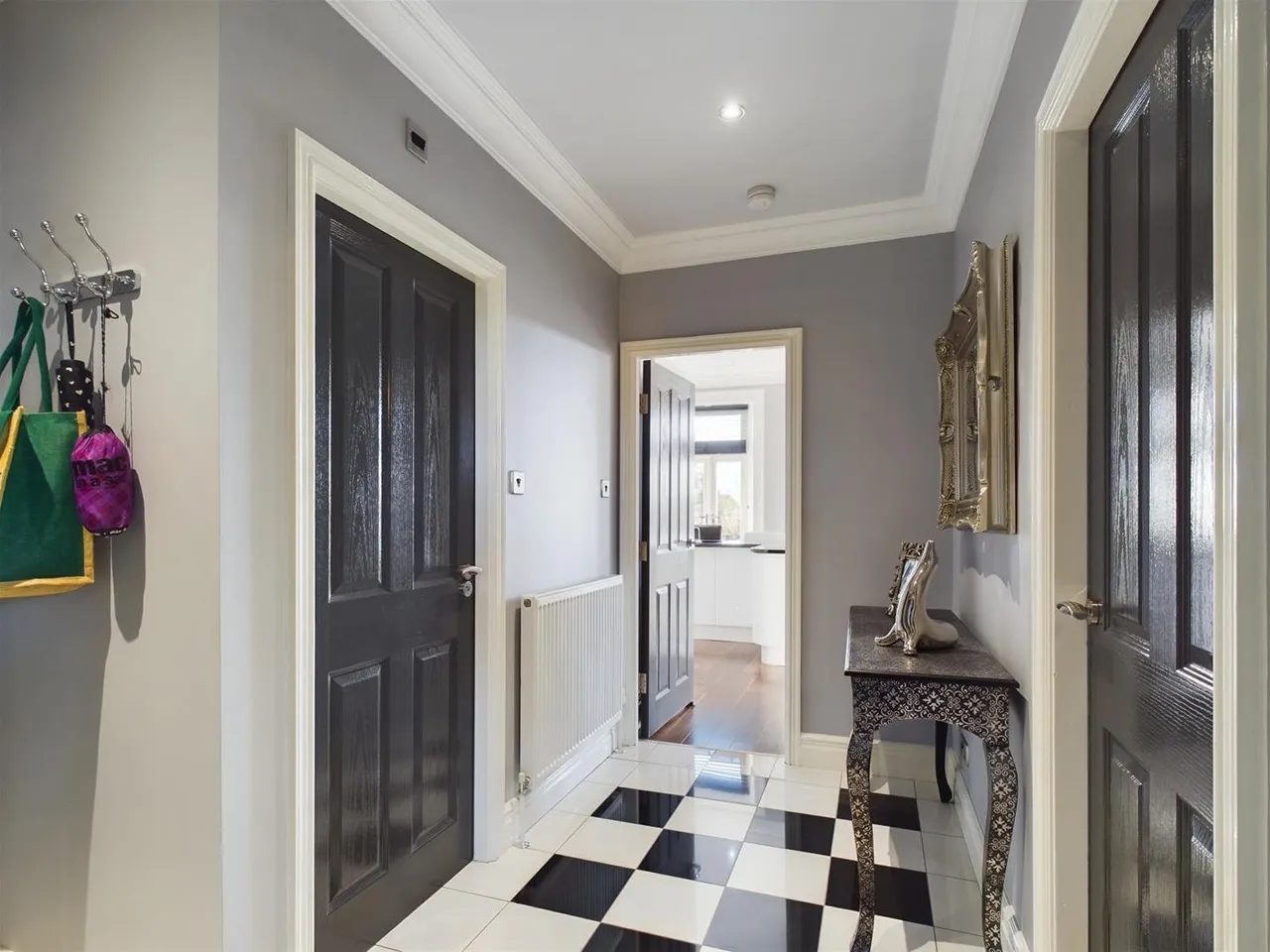 The Crescent, Scarborough YO11 2PW, photo 8