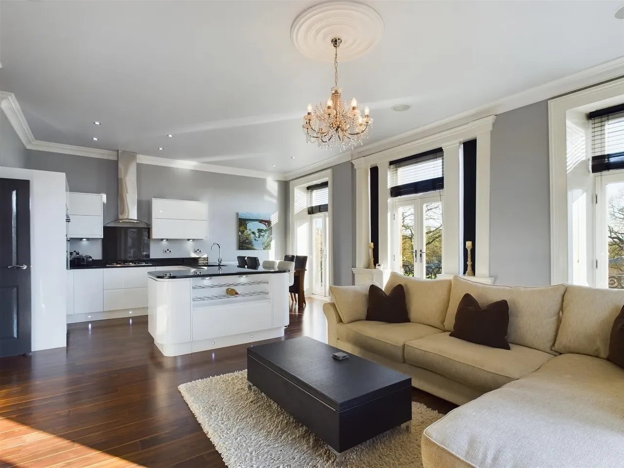 The Crescent, Scarborough YO11 2PW, photo 3