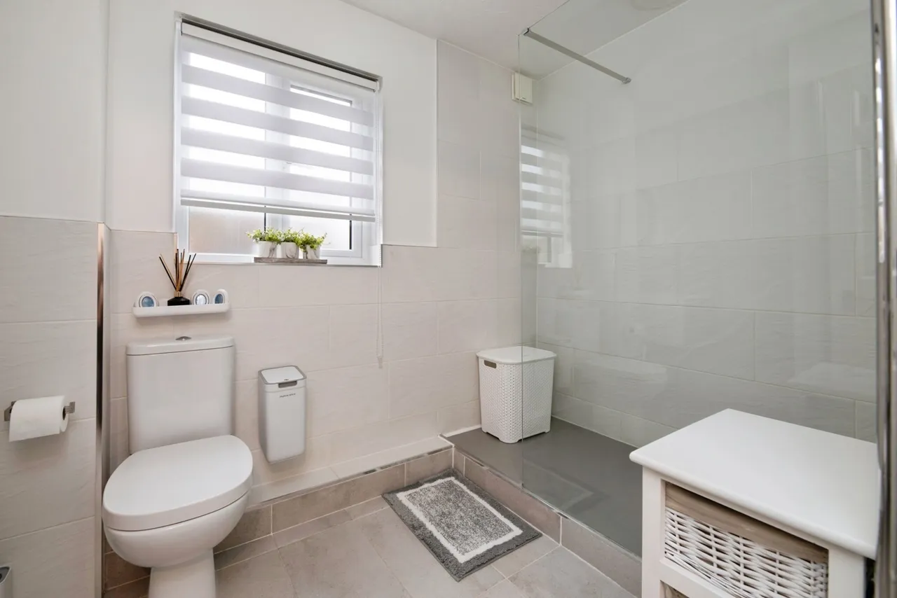 Waterside Close, Barking, IG11, photo 15