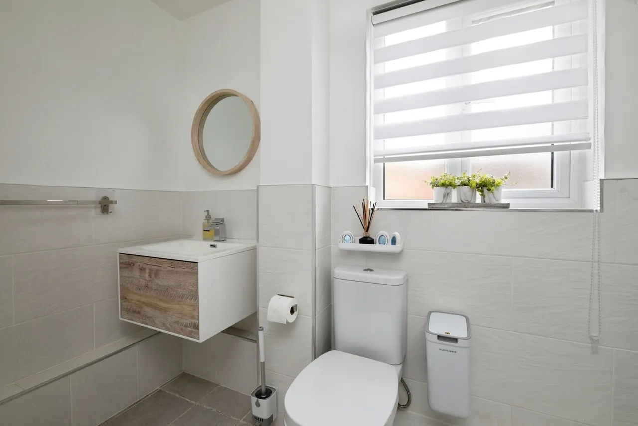 Waterside Close, Barking, IG11, photo 14