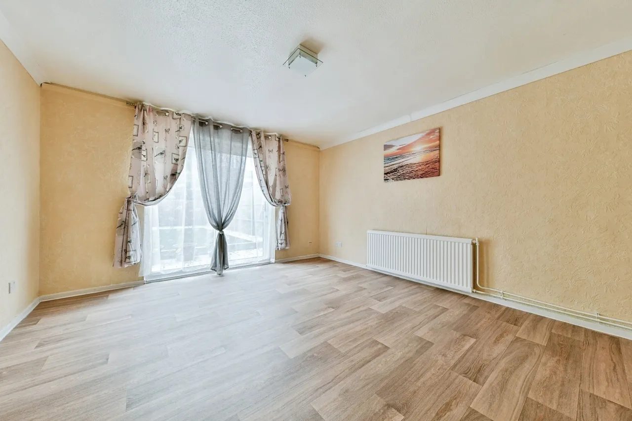 Canterbury Way, Stevenage, Hertfordshire, SG1, photo 5