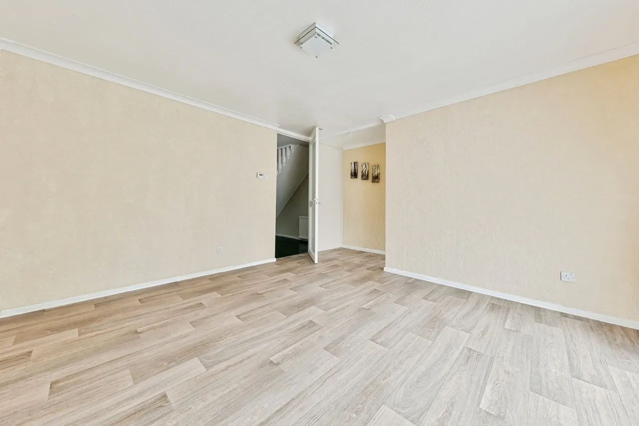 Canterbury Way, Stevenage, Hertfordshire, SG1, photo 6