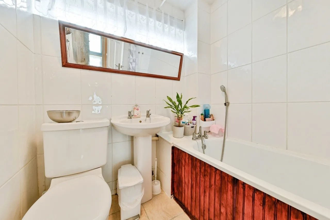 Canterbury Way, Stevenage, Hertfordshire, SG1, photo 17