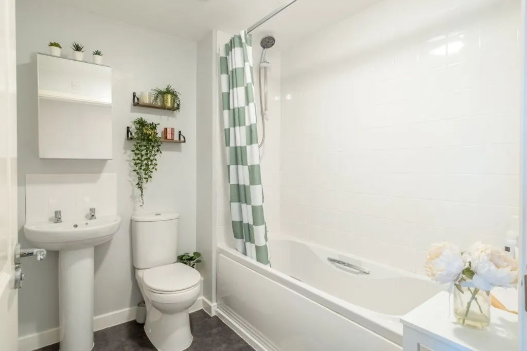 Woodroffe Way, East Leake, LE12, photo 11