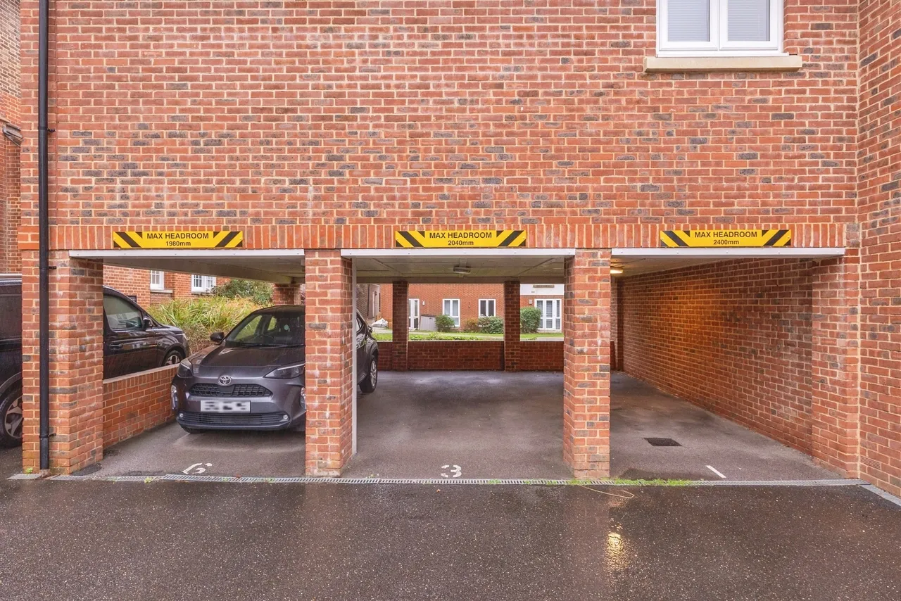 Abbess Way, Waterlooville, PO7, photo 16
