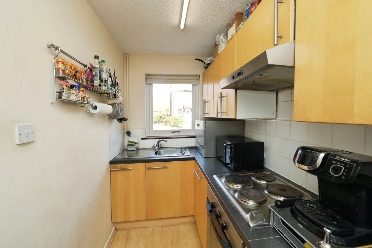 Bay Tree Close, Patchway, BS34, photo 6