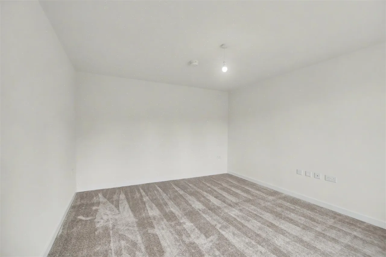 Coventry Lane, Bramcote, NG9, photo 6