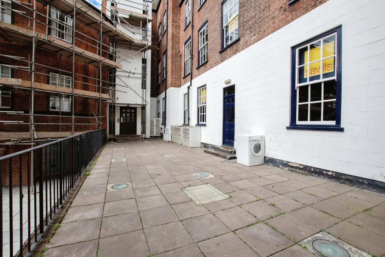 Low Pavement, Nottingham, NG1, photo 6