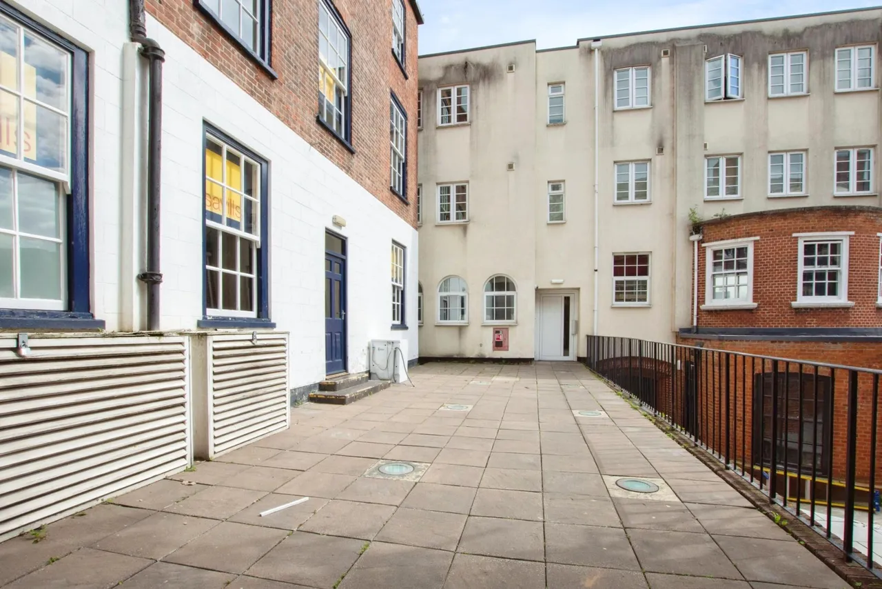 Low Pavement, Nottingham, NG1, photo 4