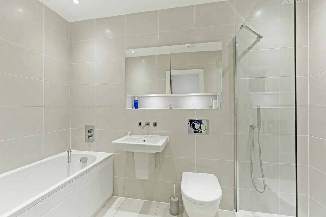 Humphris Place, Cheltenham, GL53, photo 5