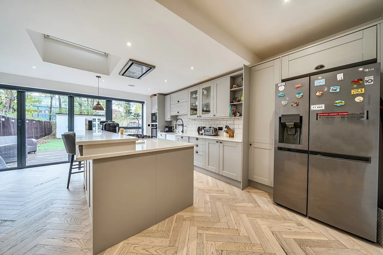 Westcombe Park Road, SE3, photo 14