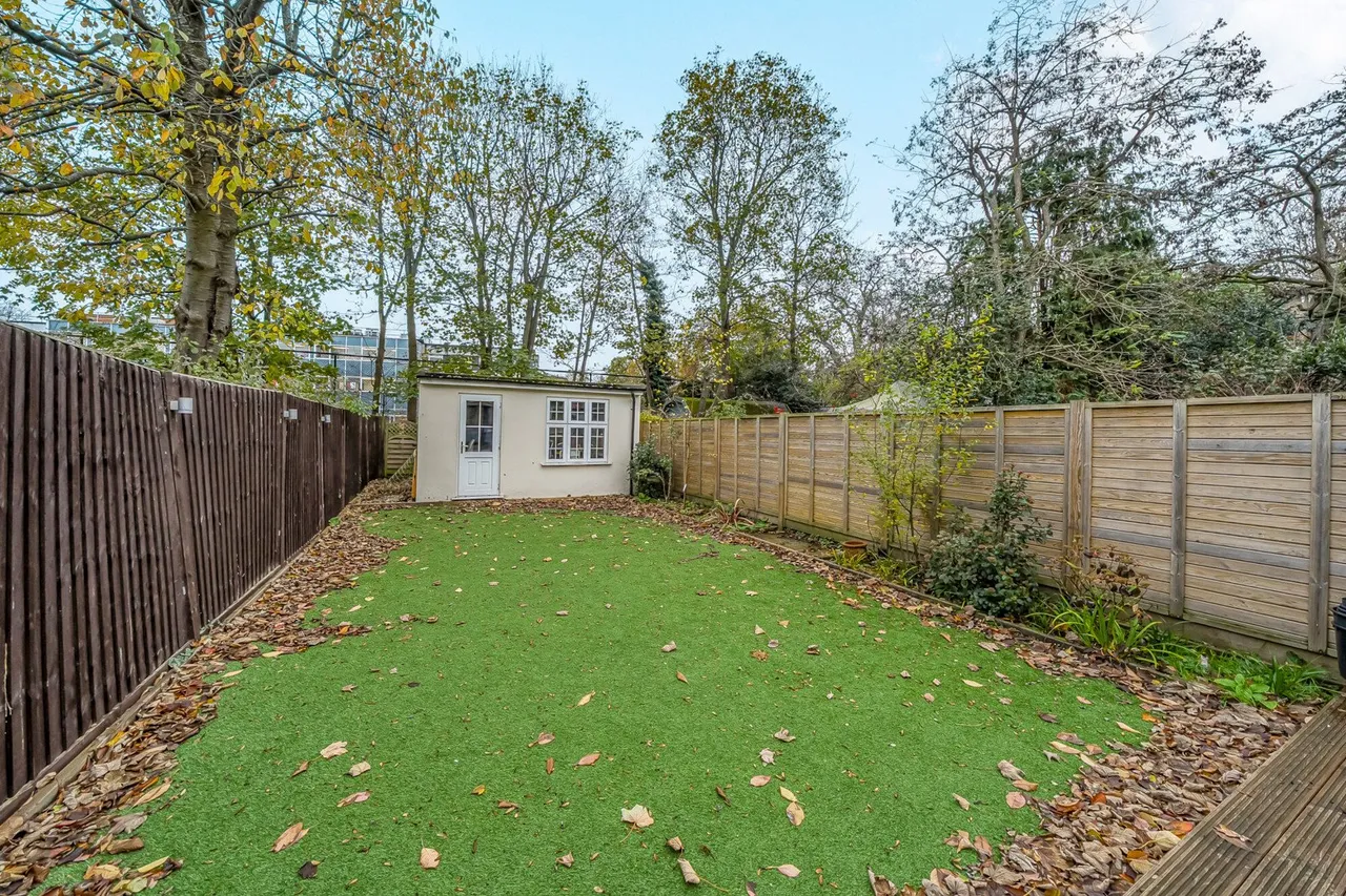 Westcombe Park Road, SE3, photo 30