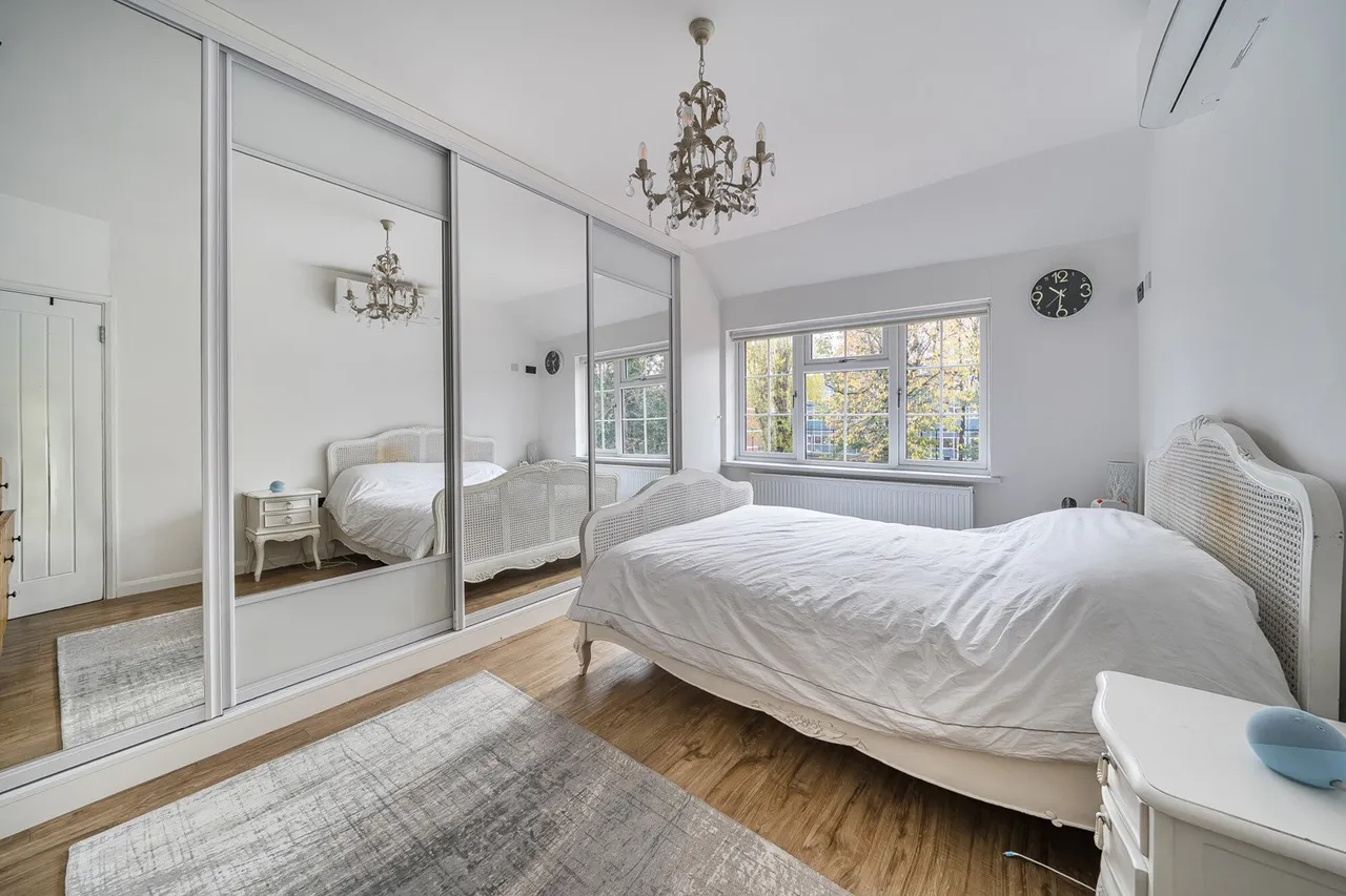Westcombe Park Road, SE3, photo 6