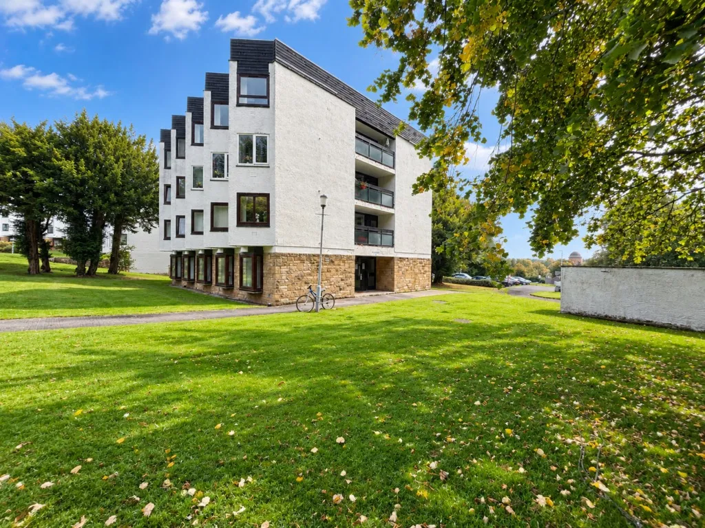 1 bed flat to rent, Brandon House, Hamilton, ML3
