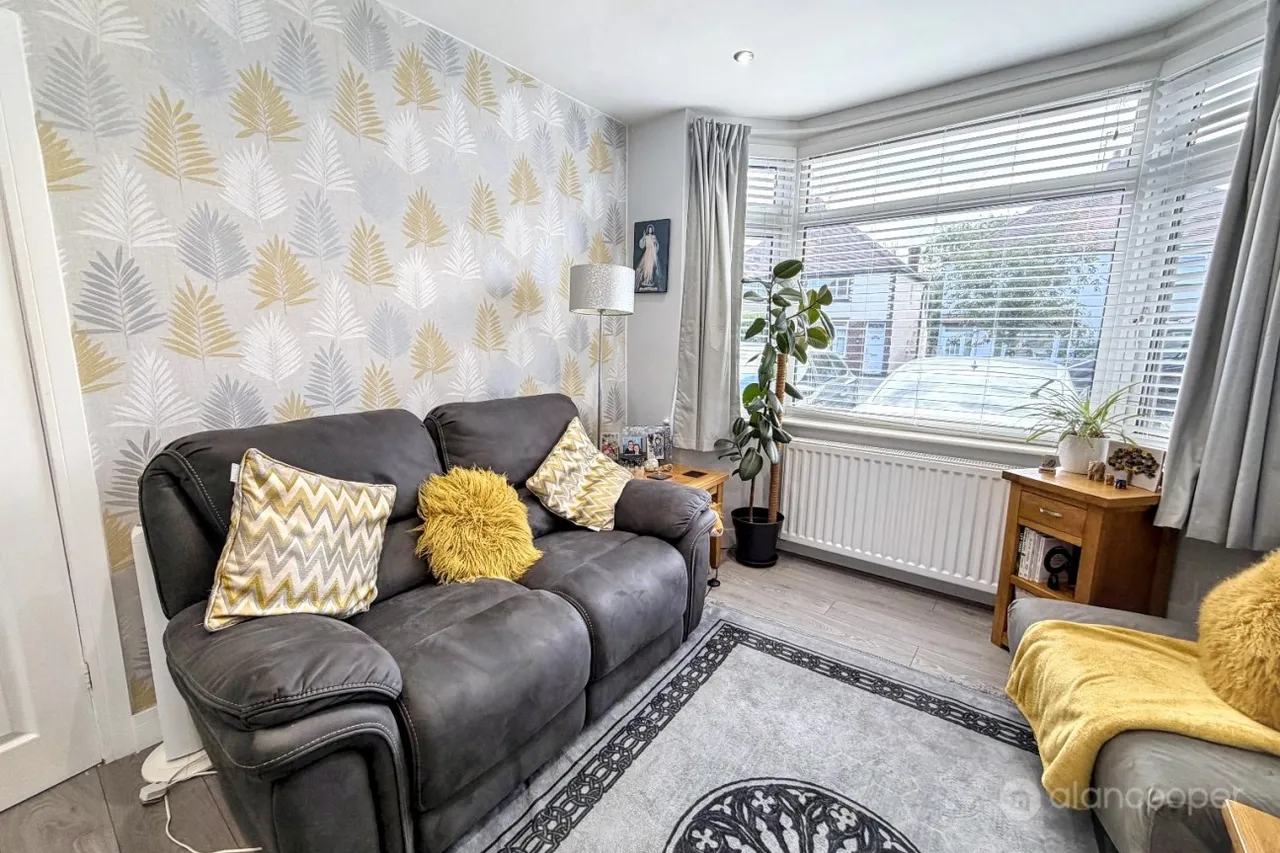 Glenfield Avenue, Weddington, CV10, photo 3