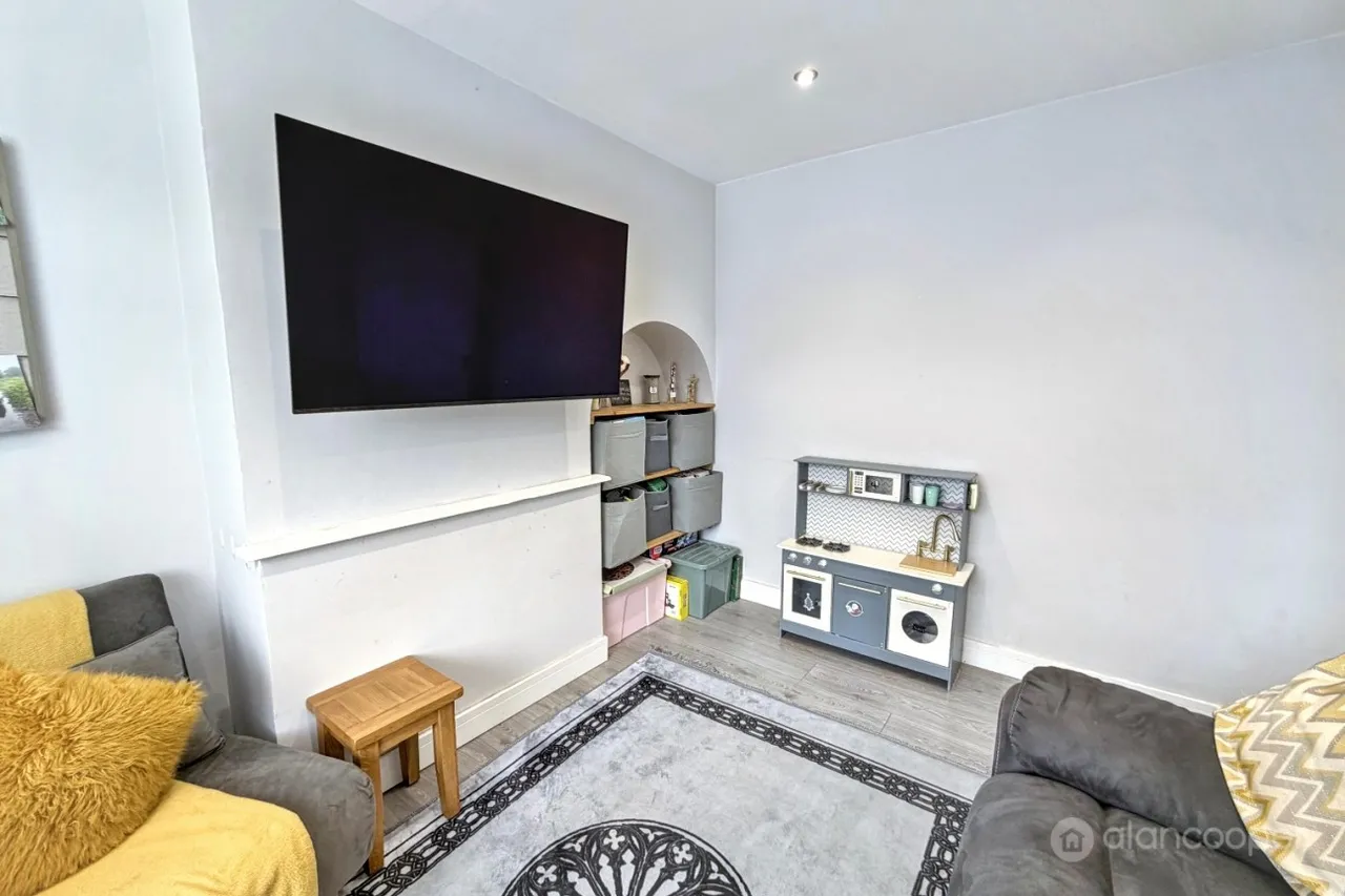 Glenfield Avenue, Weddington, CV10, photo 4