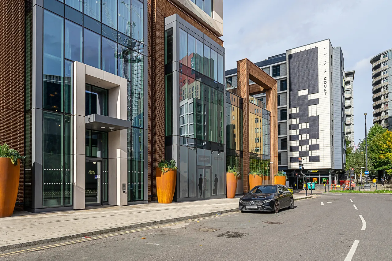 Portal Way, Acton, W3, photo 8