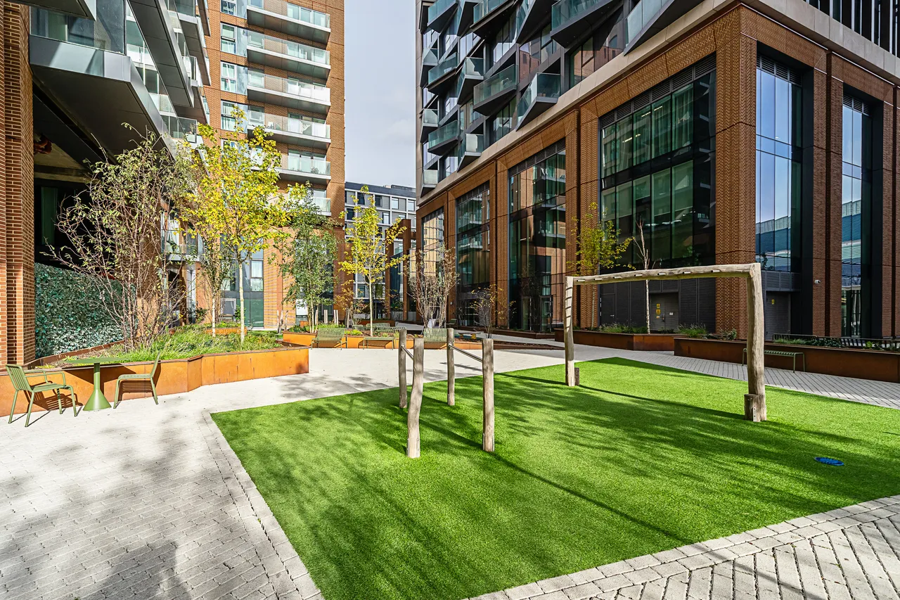 Portal Way, Acton, W3, photo 14