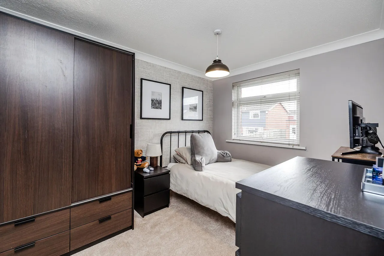 Ingram Drive, Chapel Park, photo 25