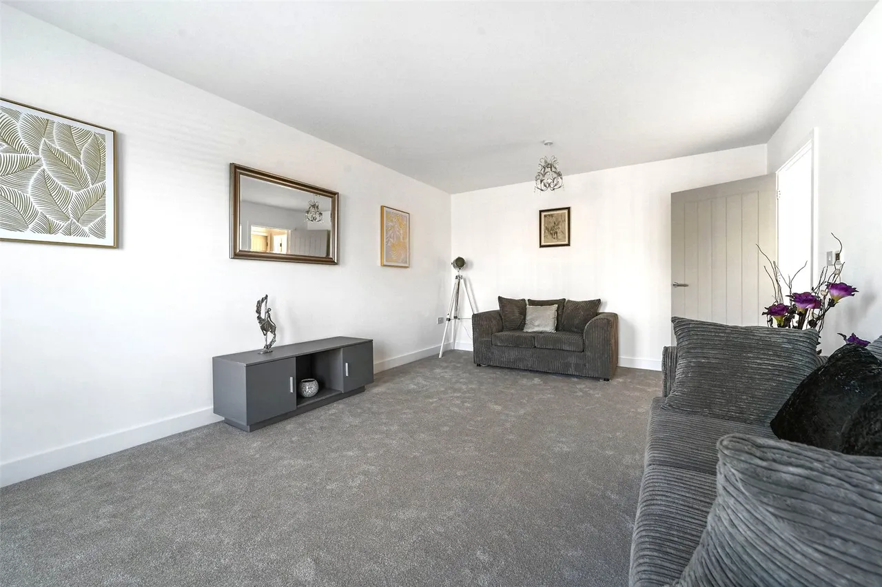 Crossways Gardens, Little Clacton, CO16, photo 6