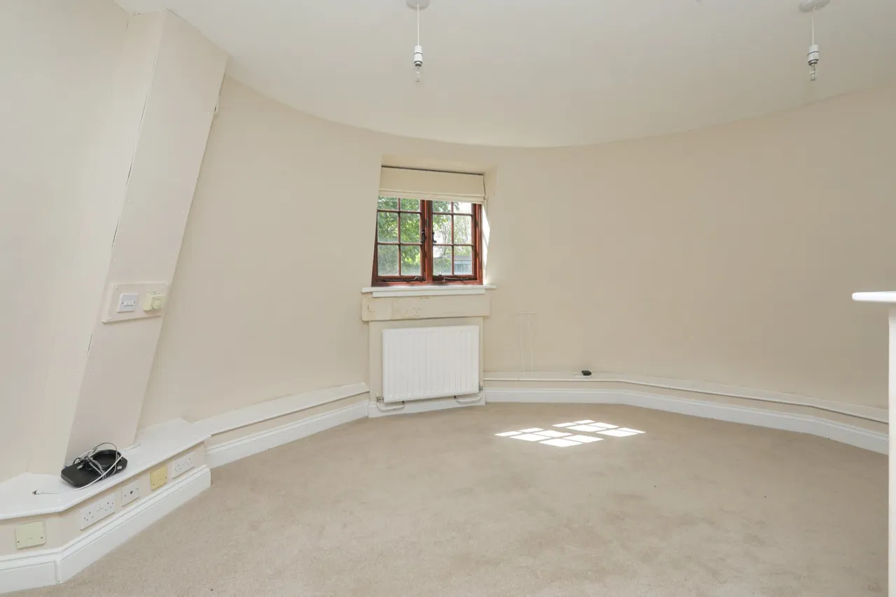 Park Road, Faversham, ME13, photo 2