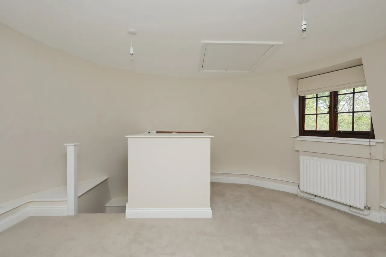 Park Road, Faversham, ME13, photo 9