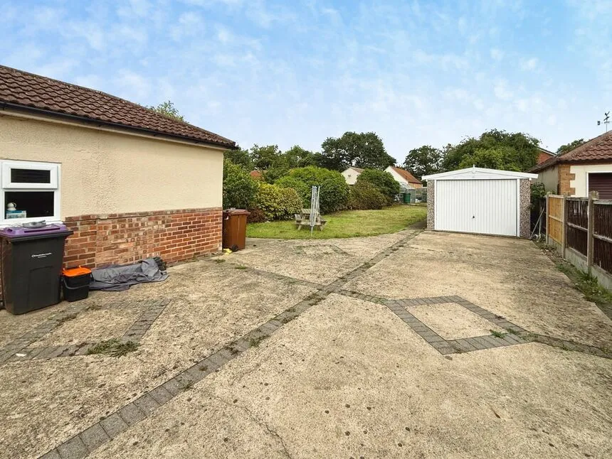 Thorpe Lane, South Hykeham, Lincolnshire, LN6, photo 6