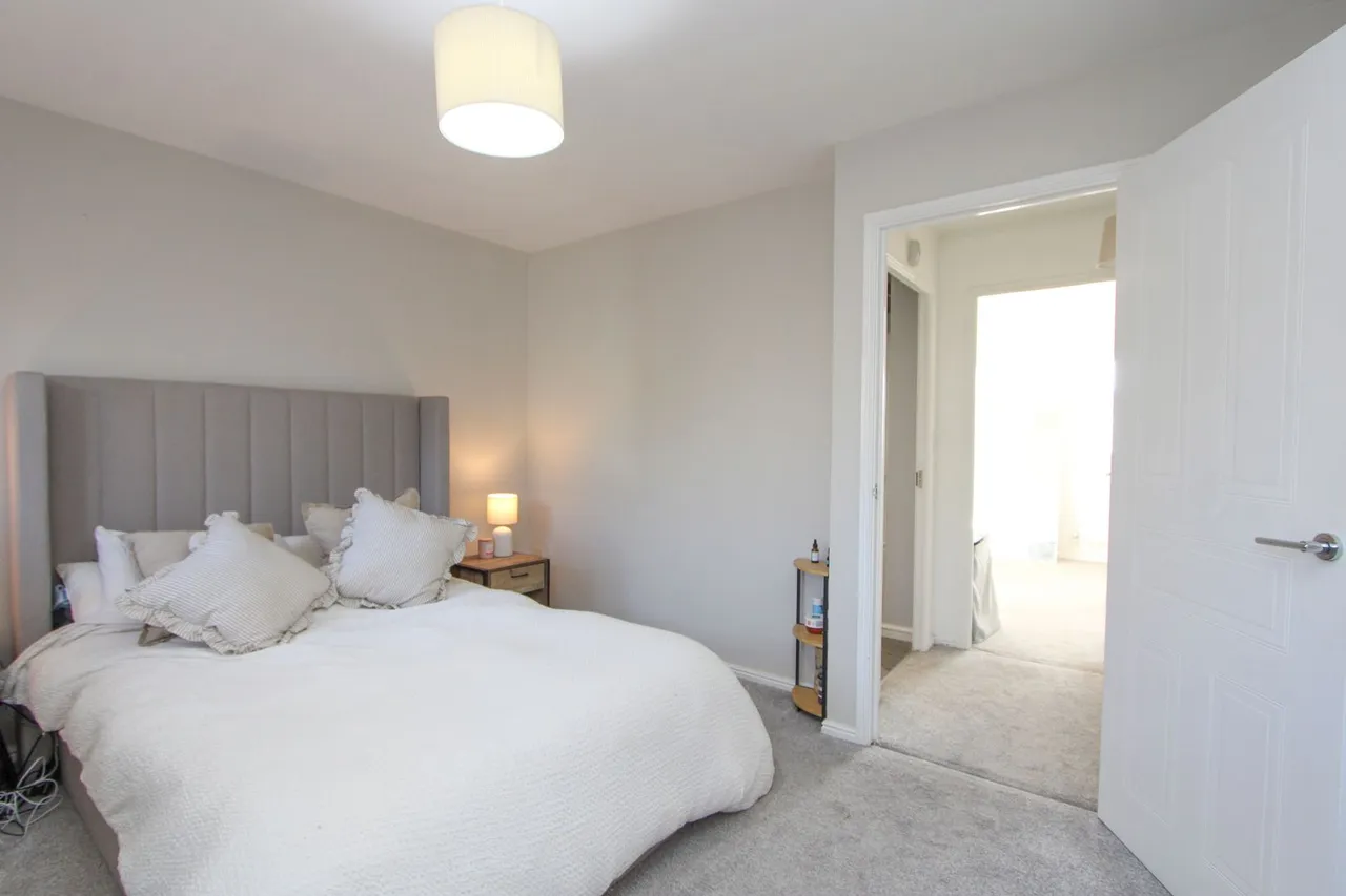 Brookthorpe Court, Yate, photo 11