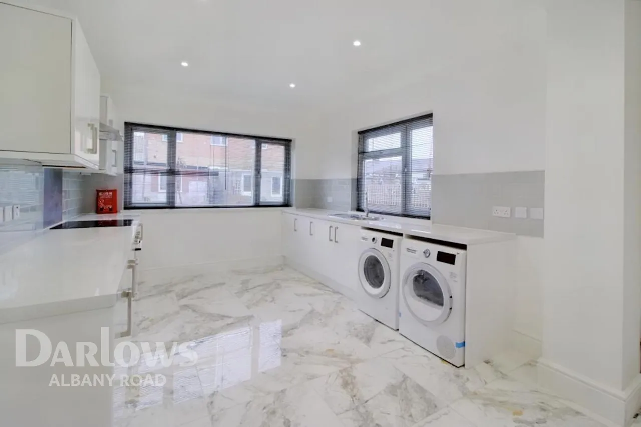 Caerphilly Road, CF14, photo 6