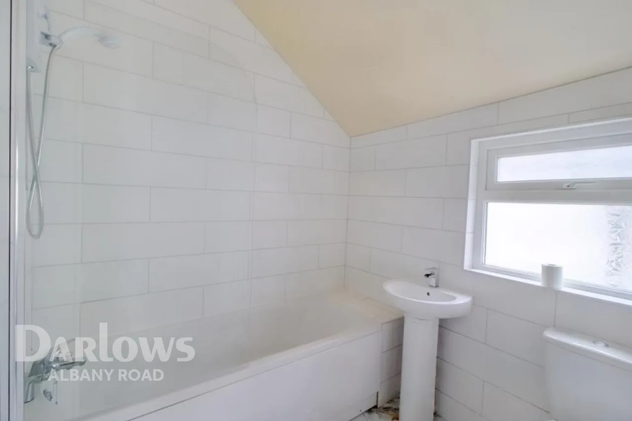 Caerphilly Road, CF14, photo 19