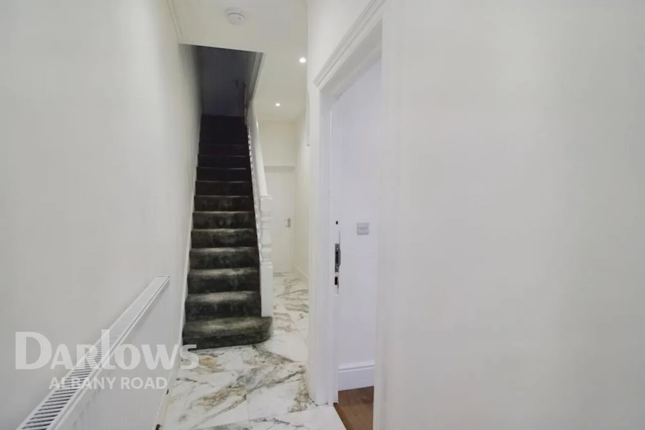 Caerphilly Road, CF14, photo 2