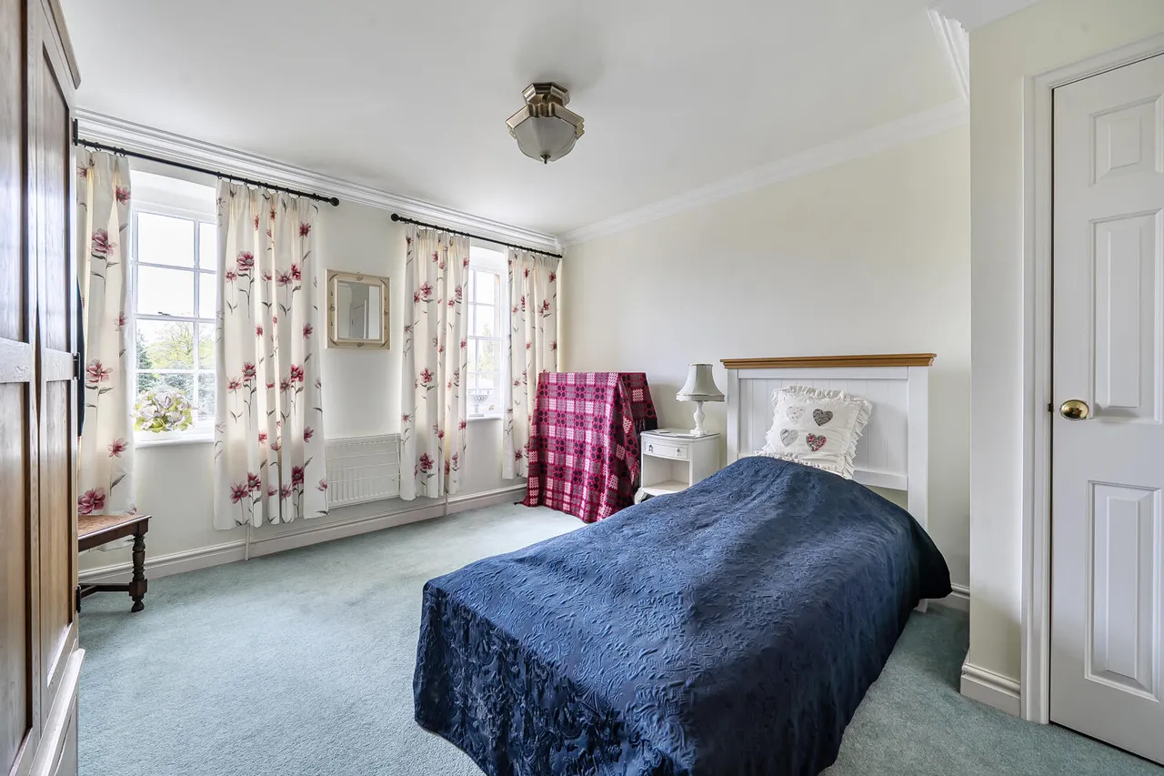 Thomas Wyatt Road, Devizes, SN10, photo 17