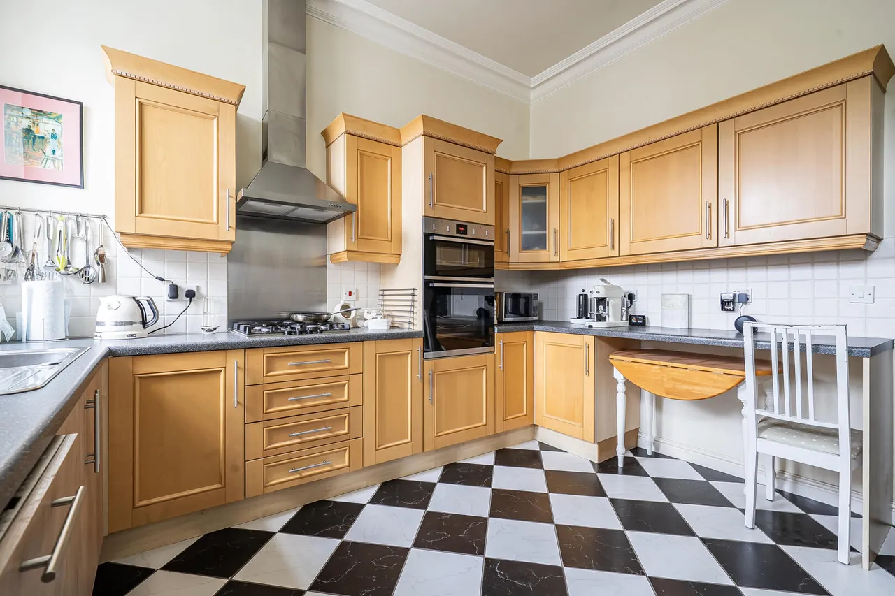 Thomas Wyatt Road, Devizes, SN10, photo 13