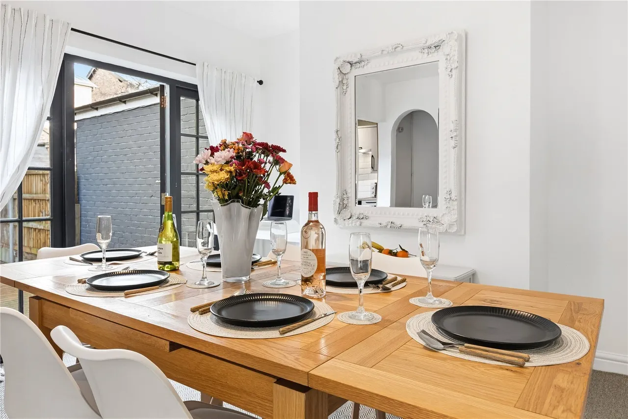 Brogden Terrace, Sale, Greater Manchester, M33, photo 3