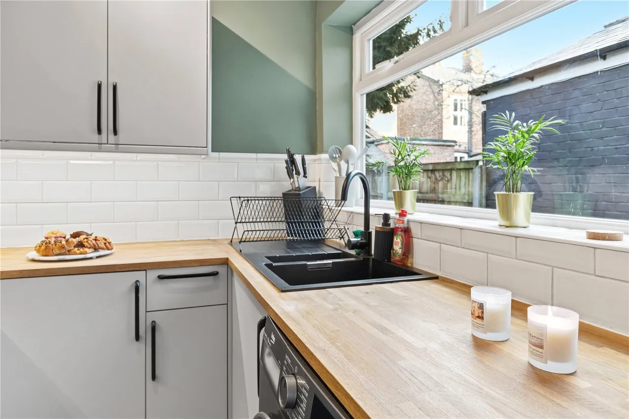 Brogden Terrace, Sale, Greater Manchester, M33, photo 7