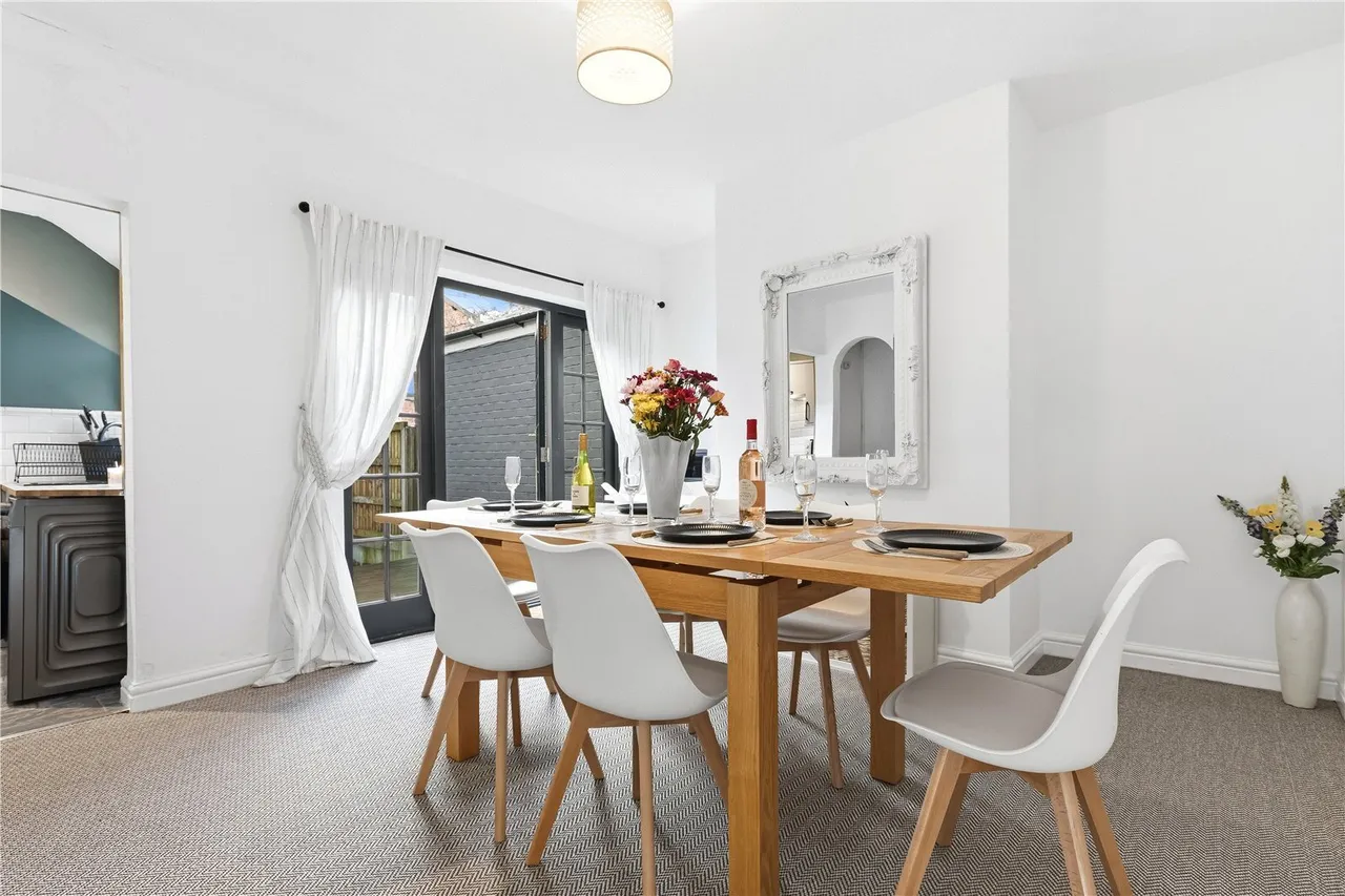 Brogden Terrace, Sale, Greater Manchester, M33, photo 5