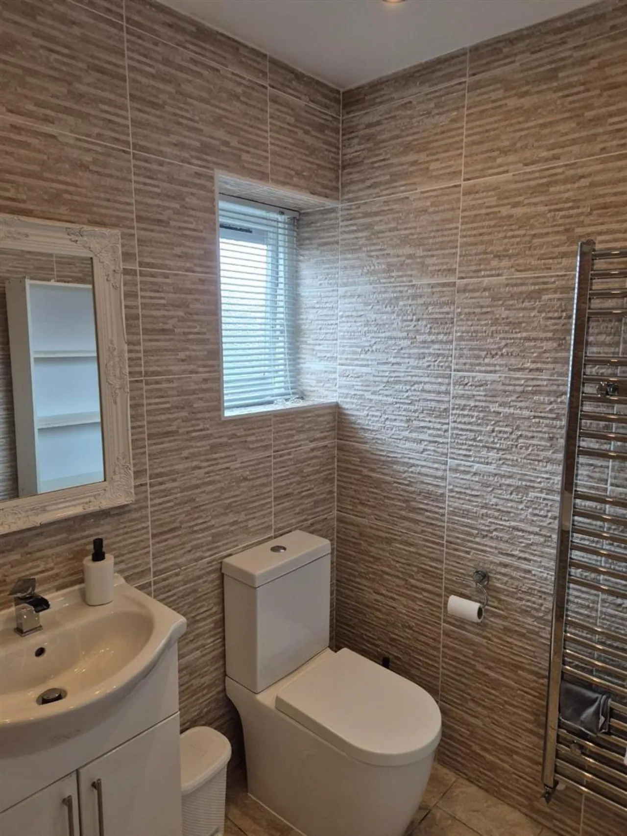 Dacre Close, Manchester, M24, photo 15