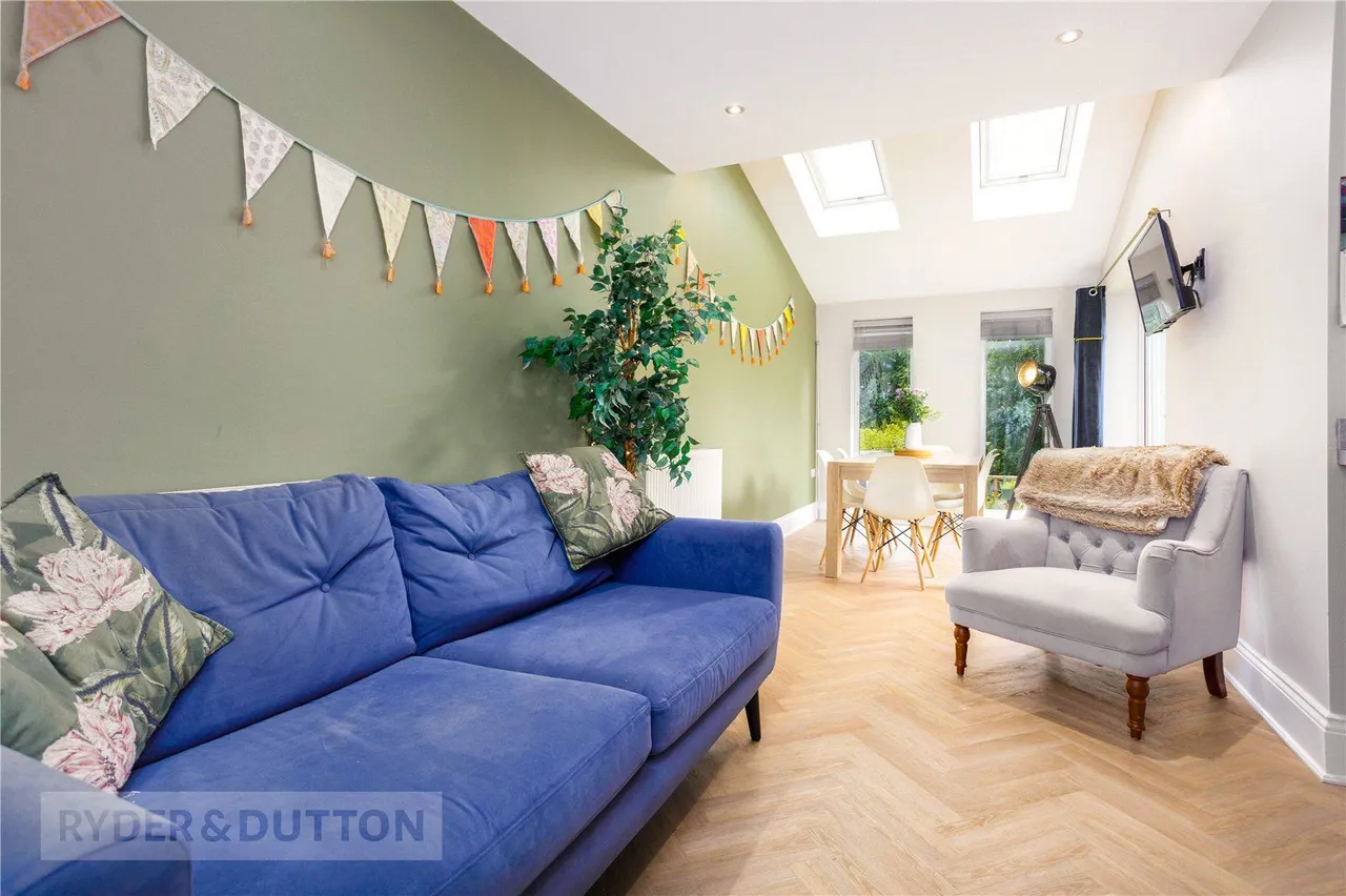 Ashlea Grove, Grotton, OL4, photo 4