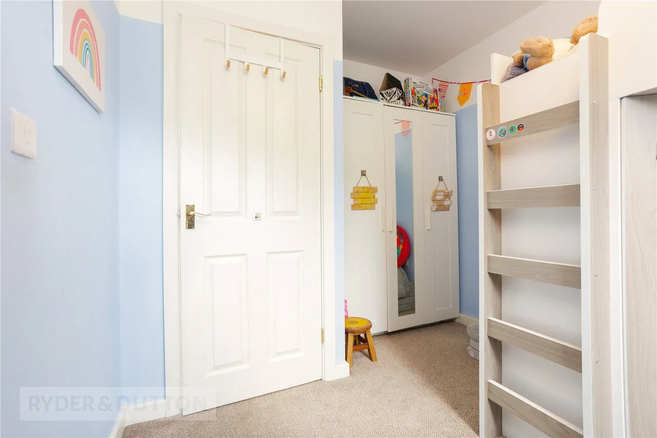Ashlea Grove, Grotton, OL4, photo 15