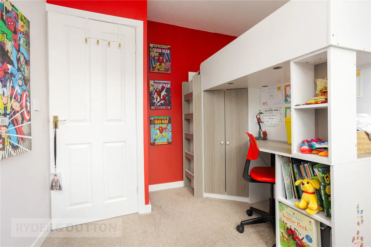 Ashlea Grove, Grotton, OL4, photo 16