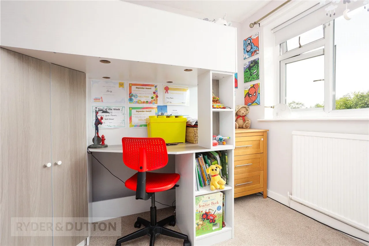 Ashlea Grove, Grotton, OL4, photo 17