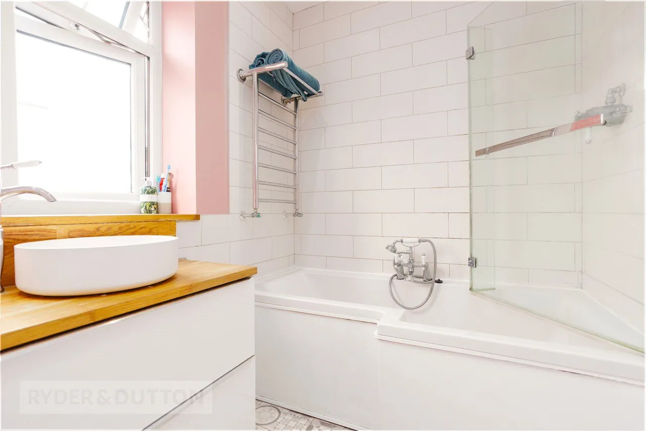 Ashlea Grove, Grotton, OL4, photo 19