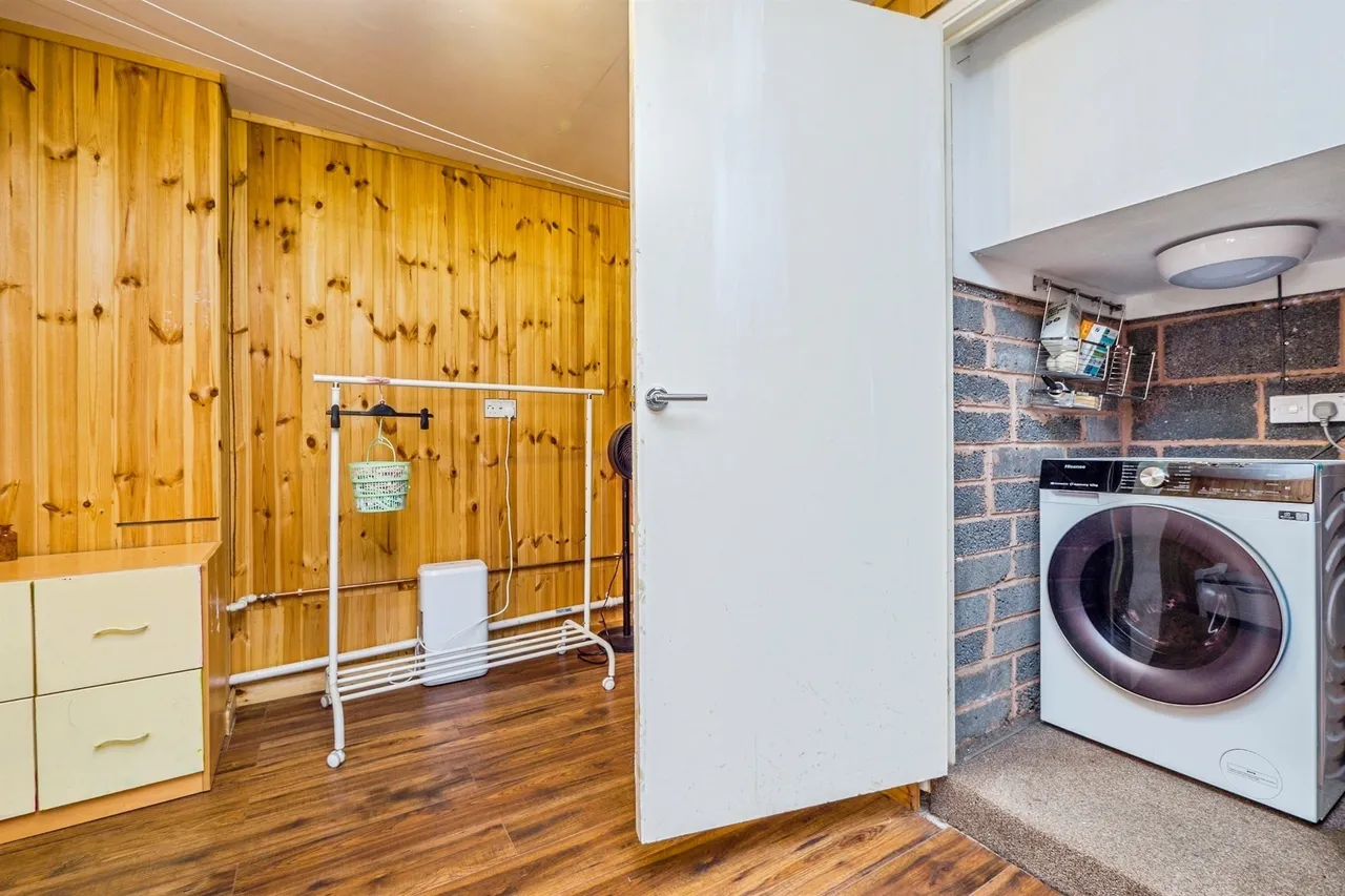 Doe Close, Penylan, CF23, photo 17