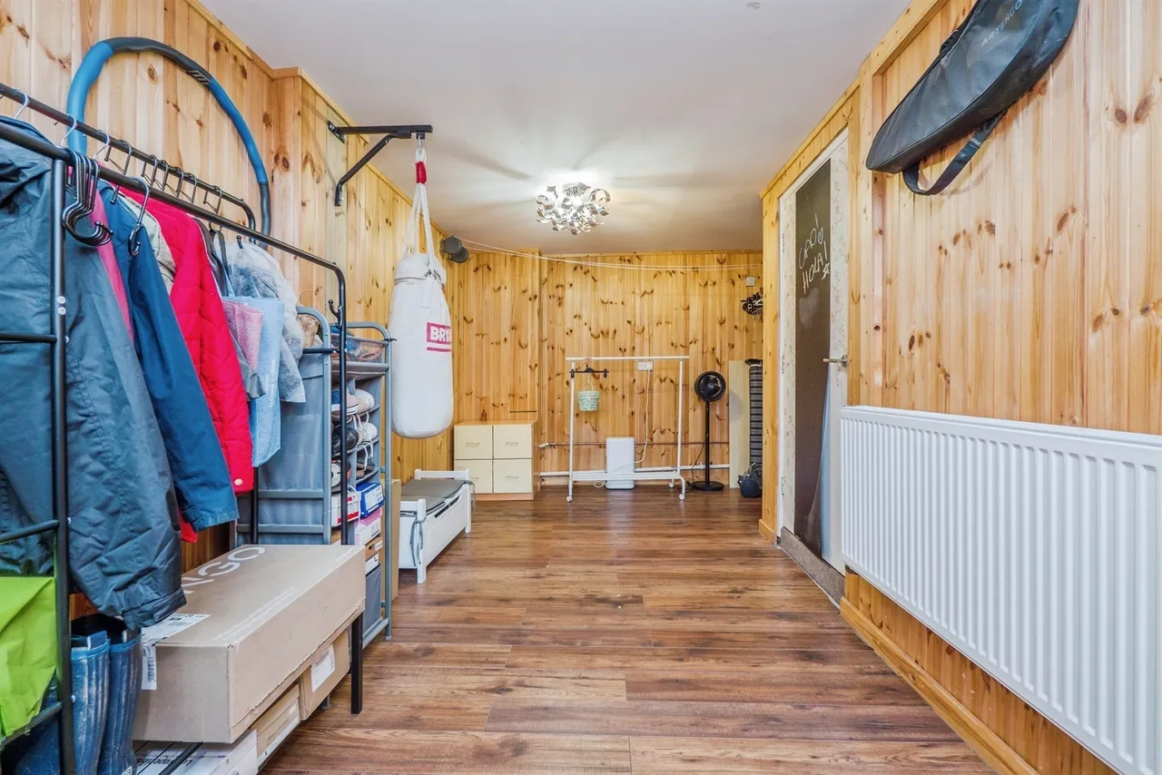 Doe Close, Penylan, CF23, photo 15